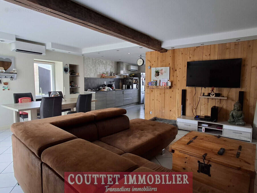 Maison à LA ROCHEFOUCAULD