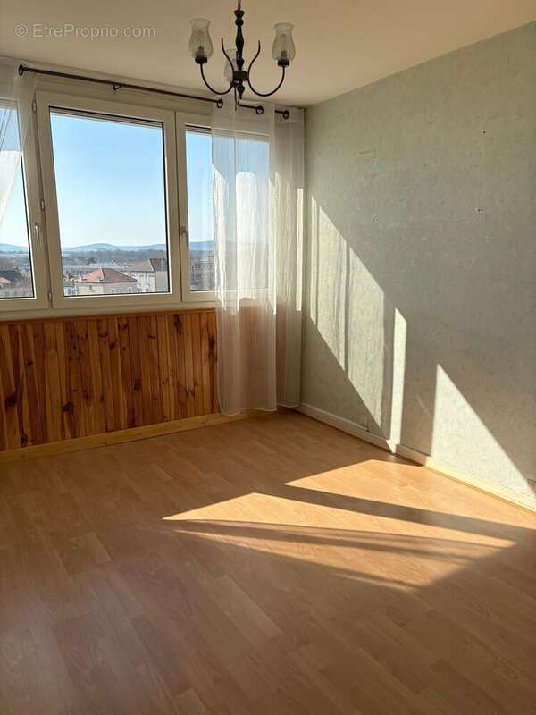 Photo 3 - Appartement à CHALON-SUR-SAONE