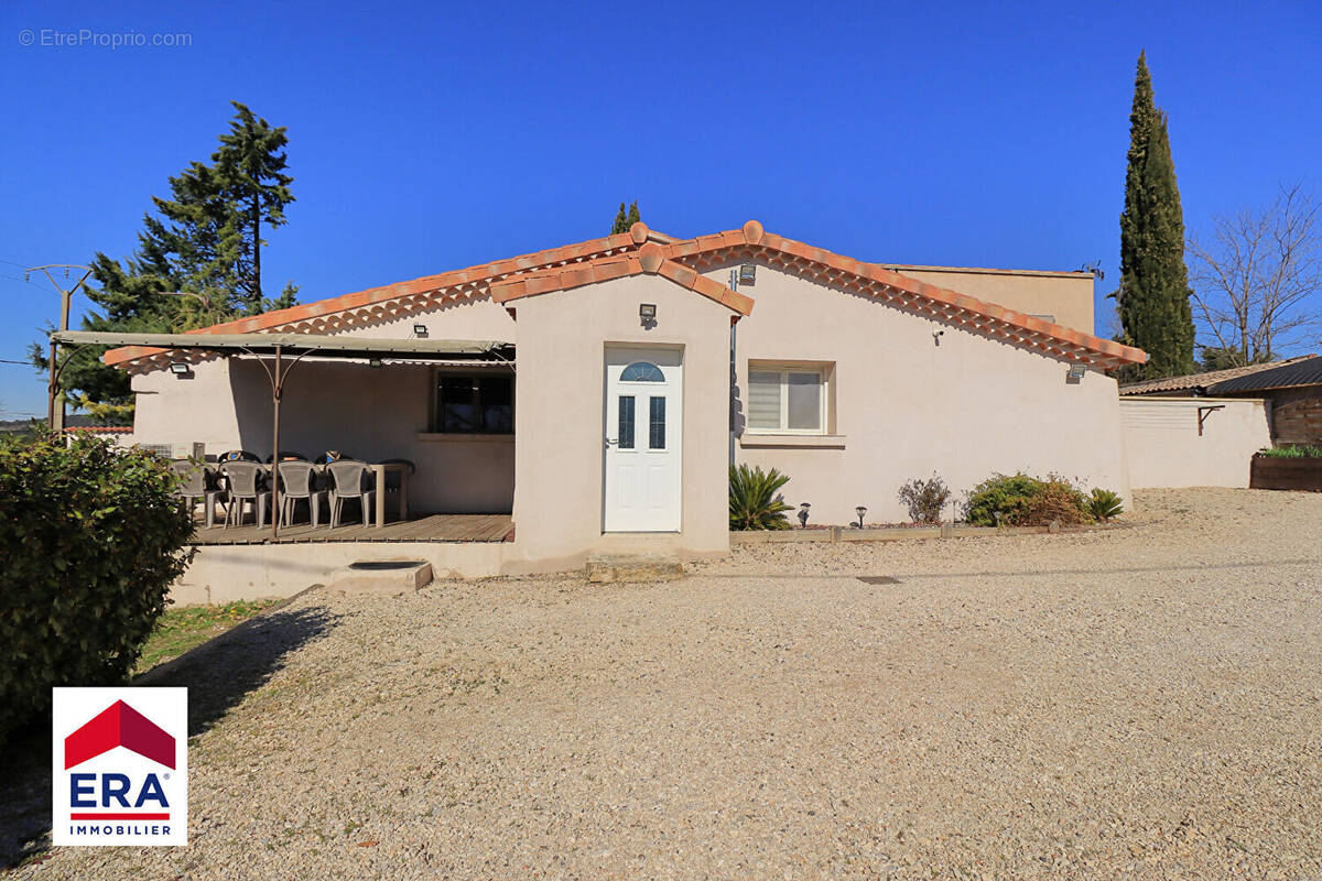 Maison à MALAUCENE