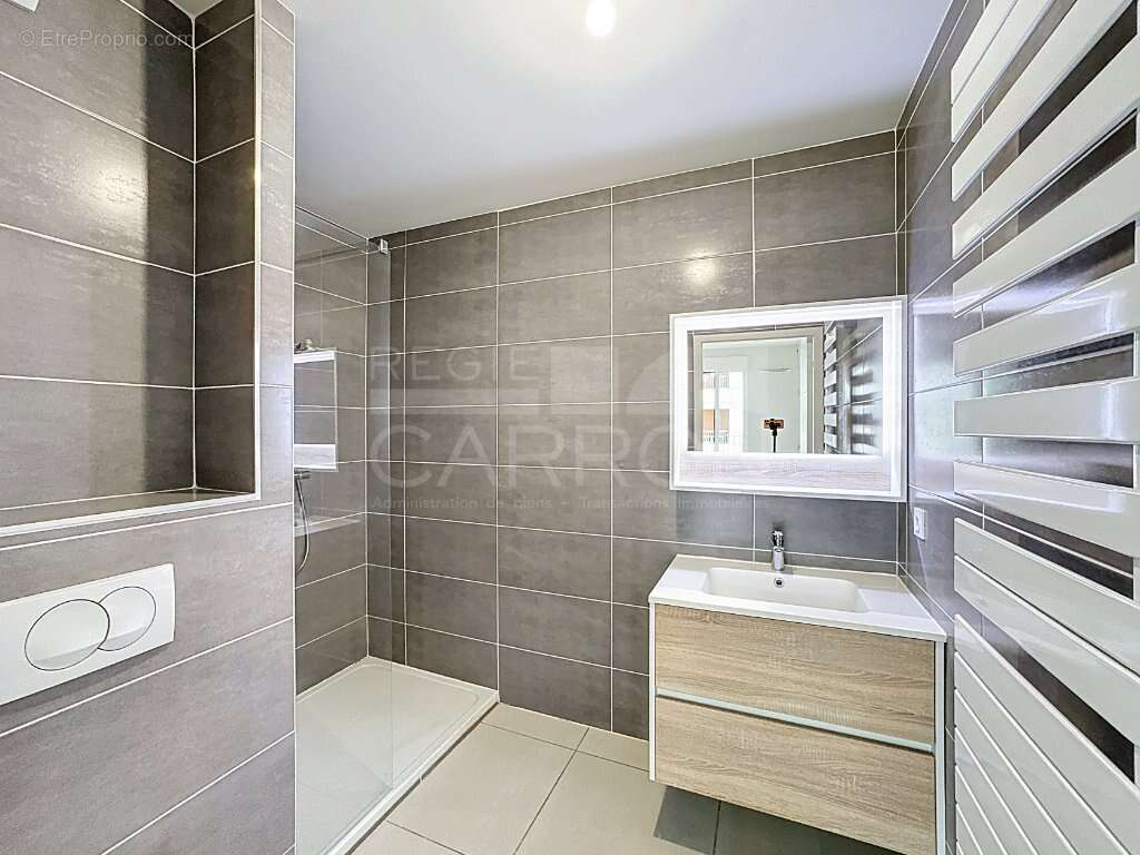 Appartement à LYON-9E