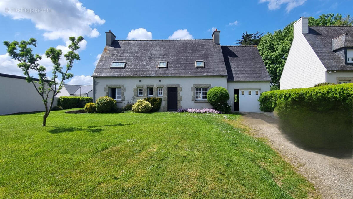 Maison à LANDIVISIAU