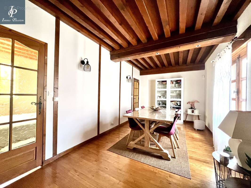 Maison à CORPEAU