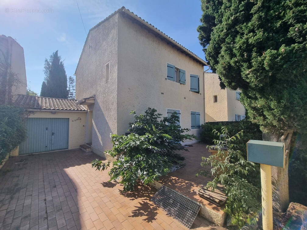 Maison à ARLES
