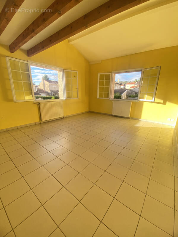 Maison à LA TALAUDIERE