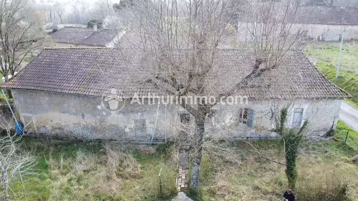 Maison à NEUVIC