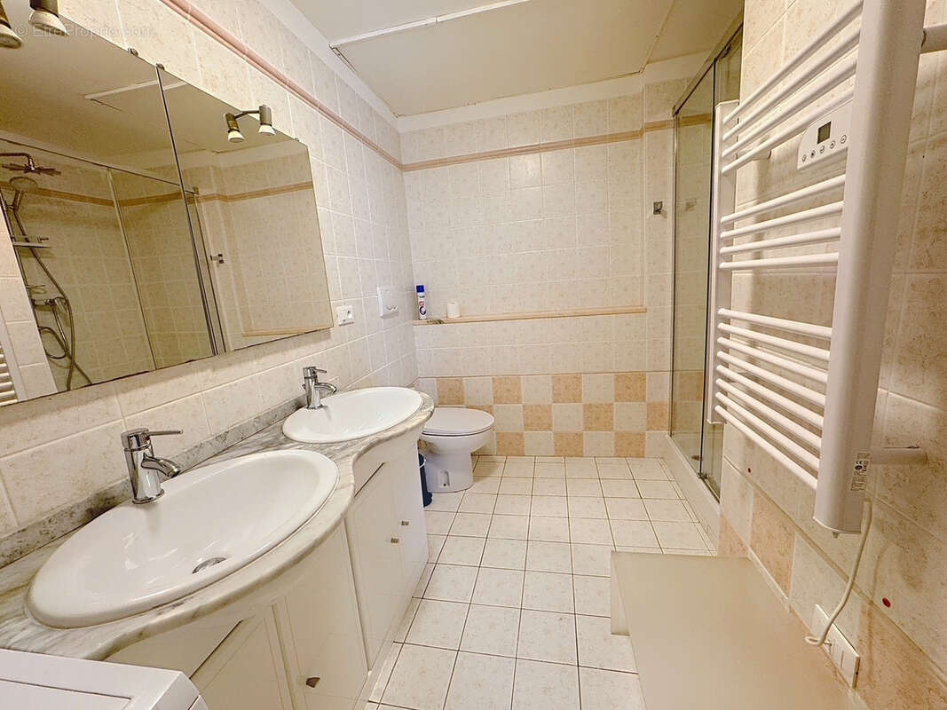 Appartement à BEAUSOLEIL