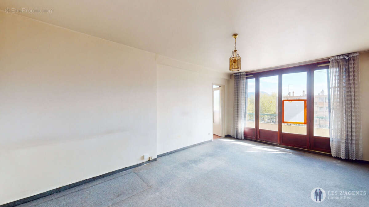 Appartement à ECHIROLLES