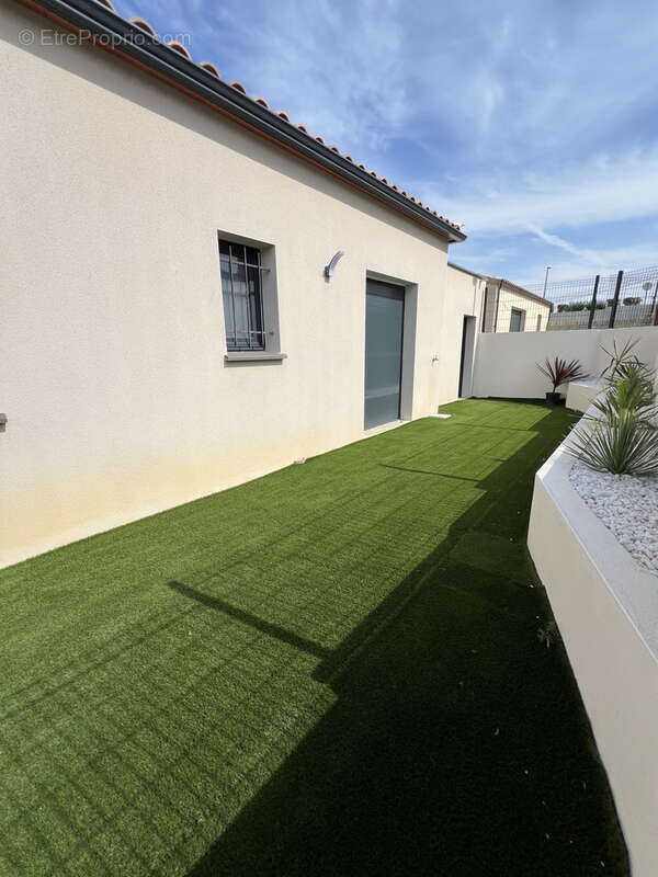 Maison à CRUZY