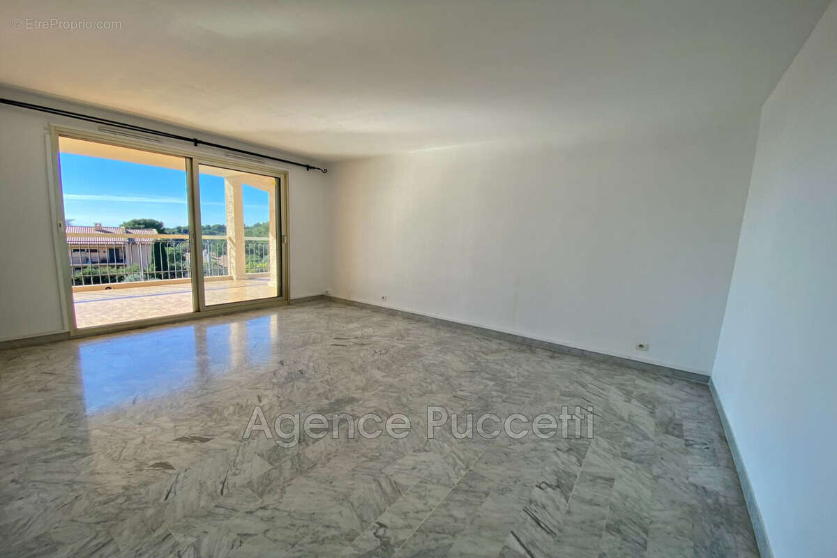 Appartement à VENCE