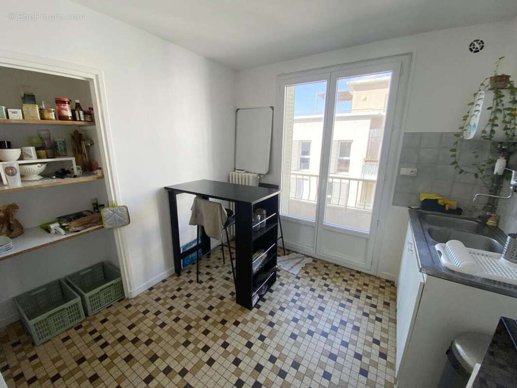 Photo 6 - Appartement à LYON-8E