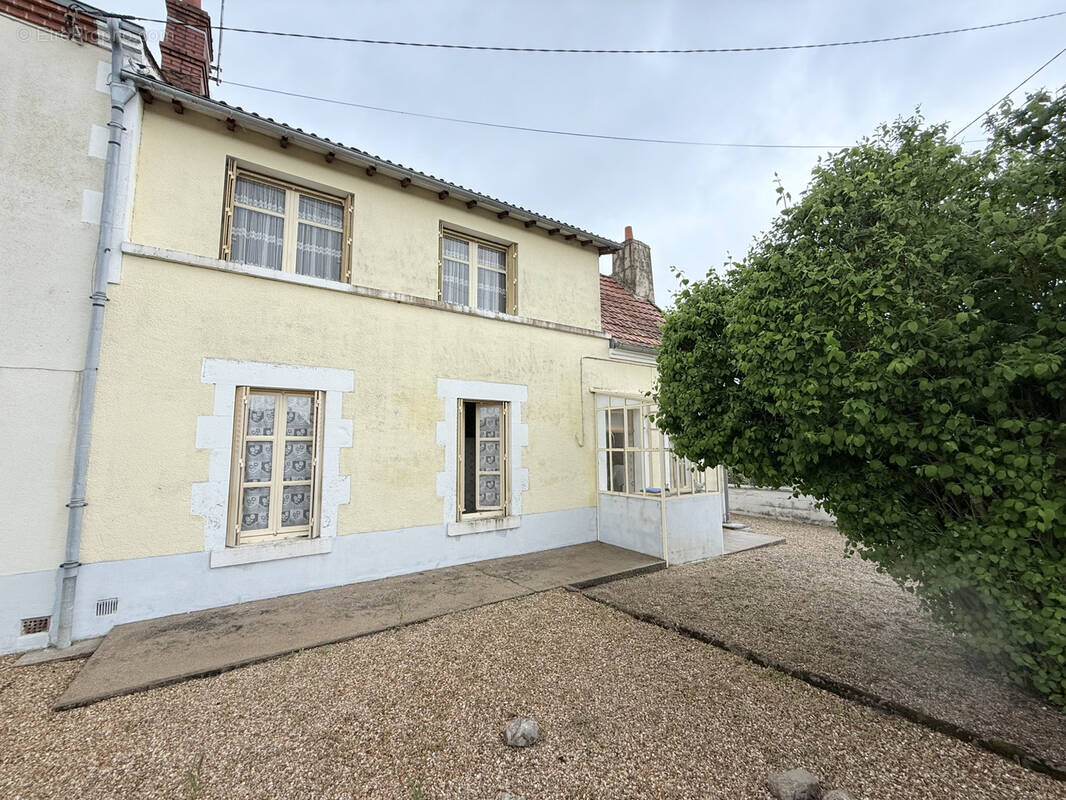 Maison à MEREAU
