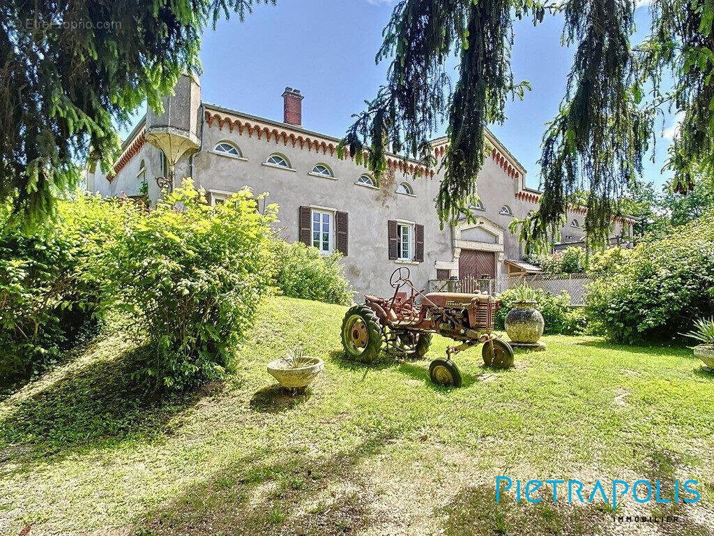 Maison à CORCELLES-EN-BEAUJOLAIS