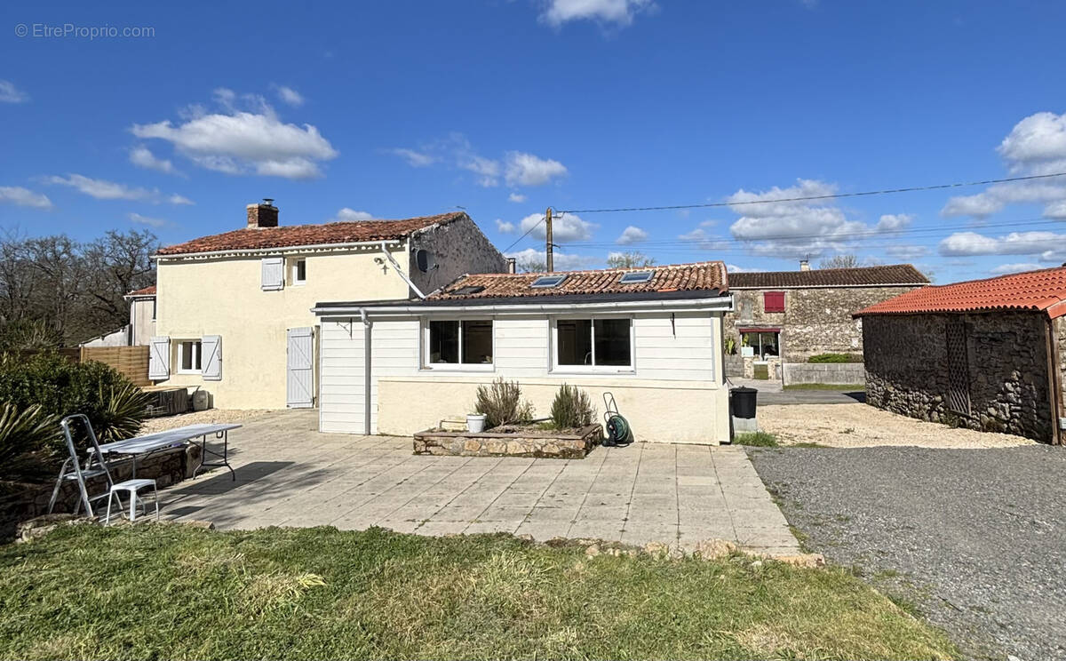 Maison à BRESSUIRE