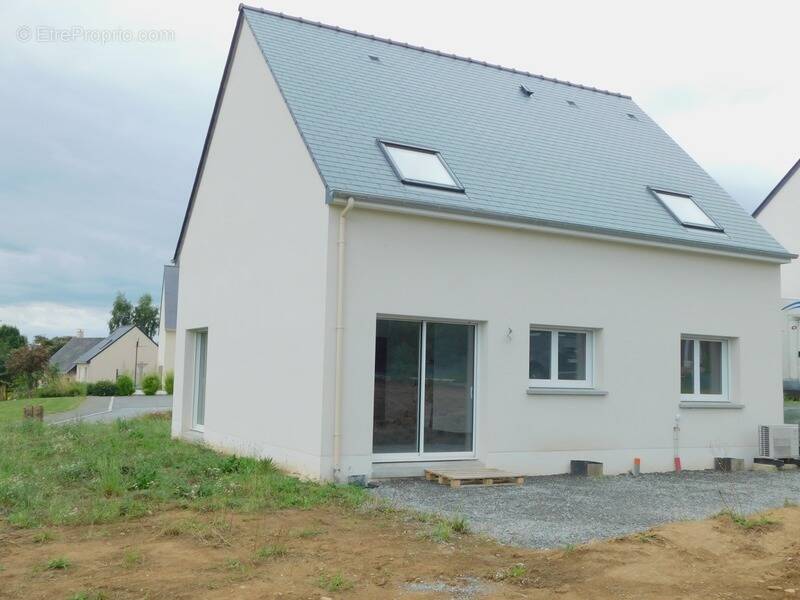 Maison à LA CHAPELLE-JANSON