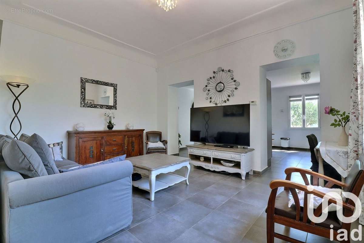 Photo 3 - Maison à MARSEILLE-13E