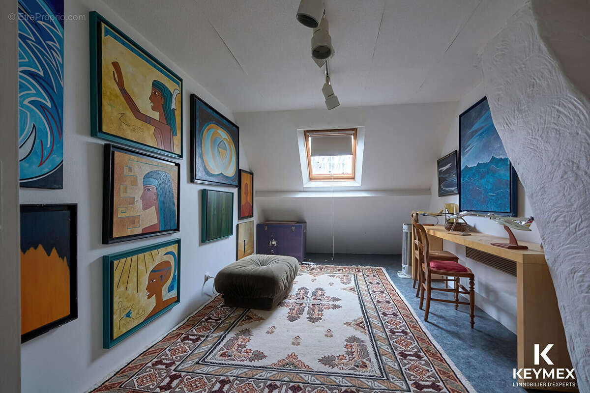 Maison à ENNERY