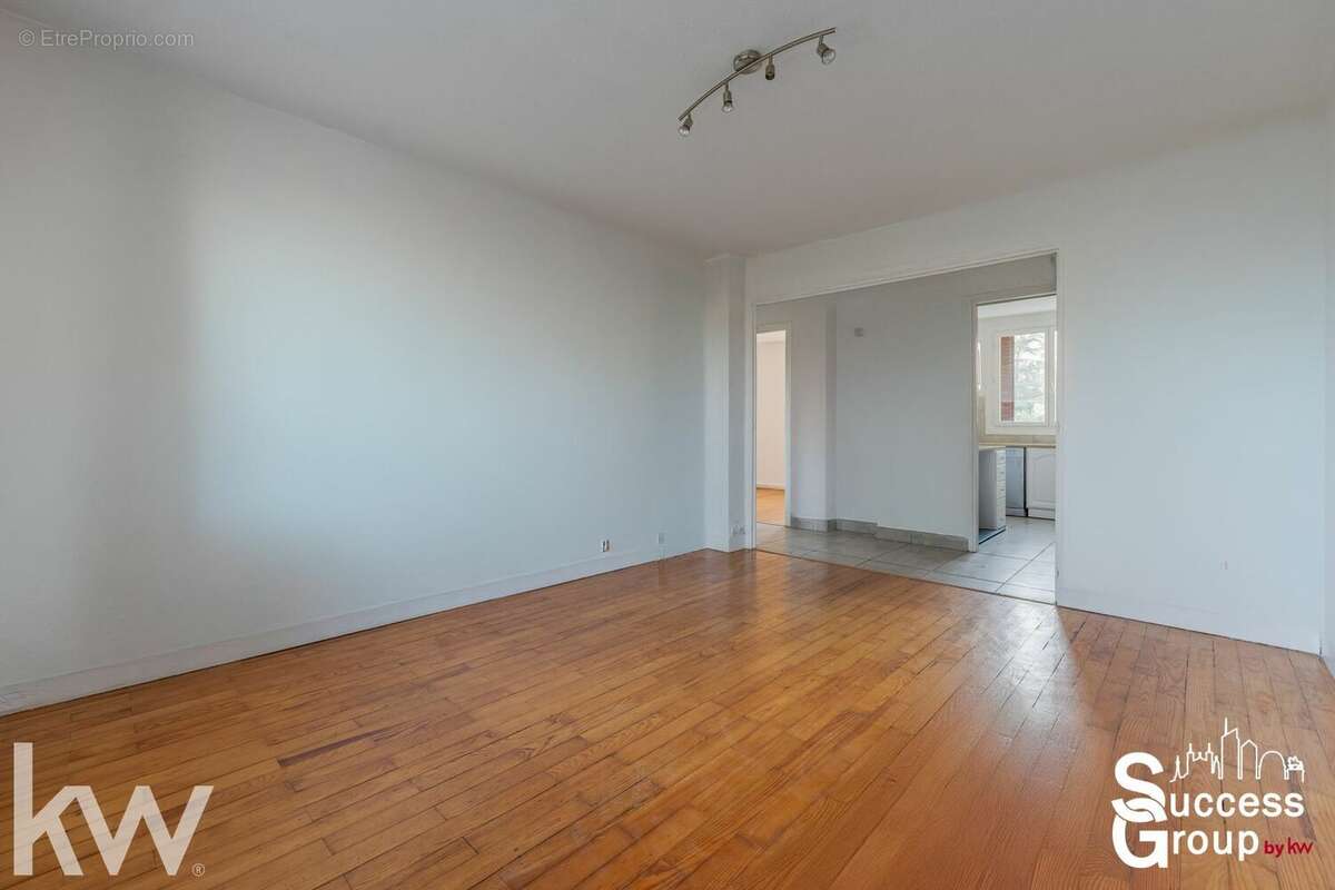 Appartement à LYON-8E