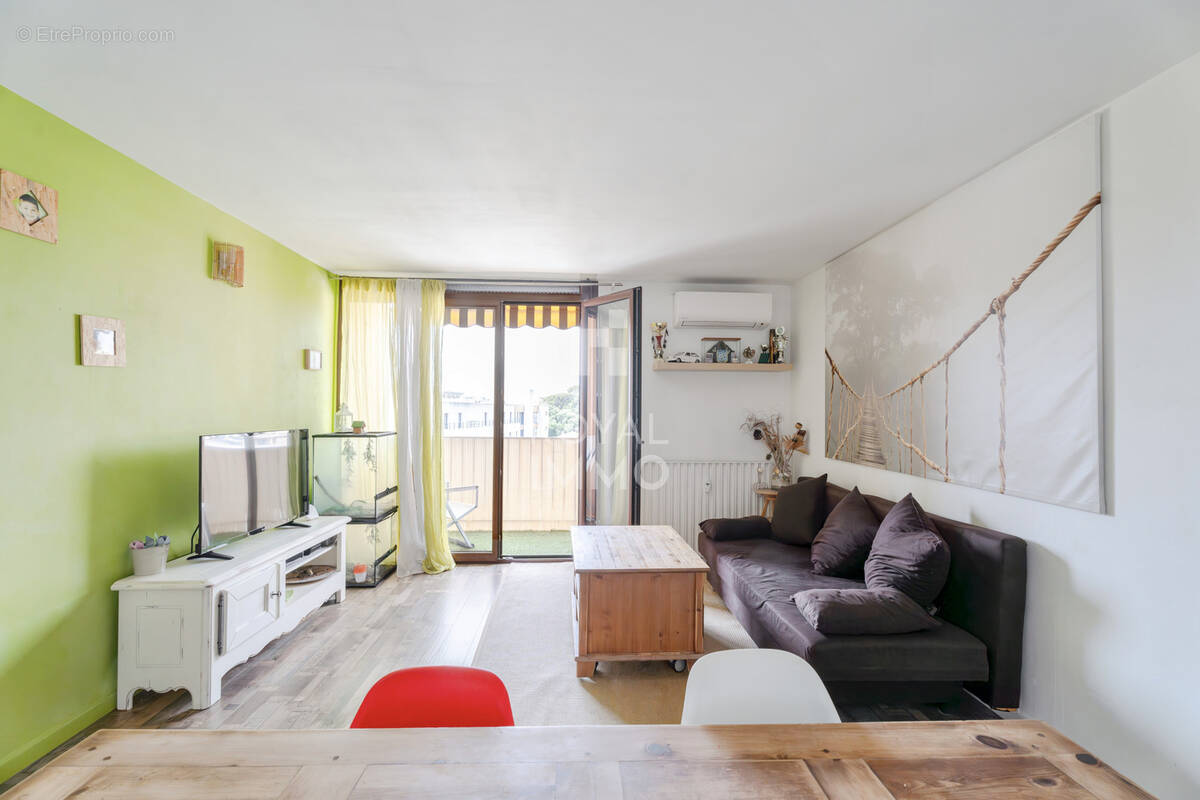 Appartement à LA VALETTE-DU-VAR