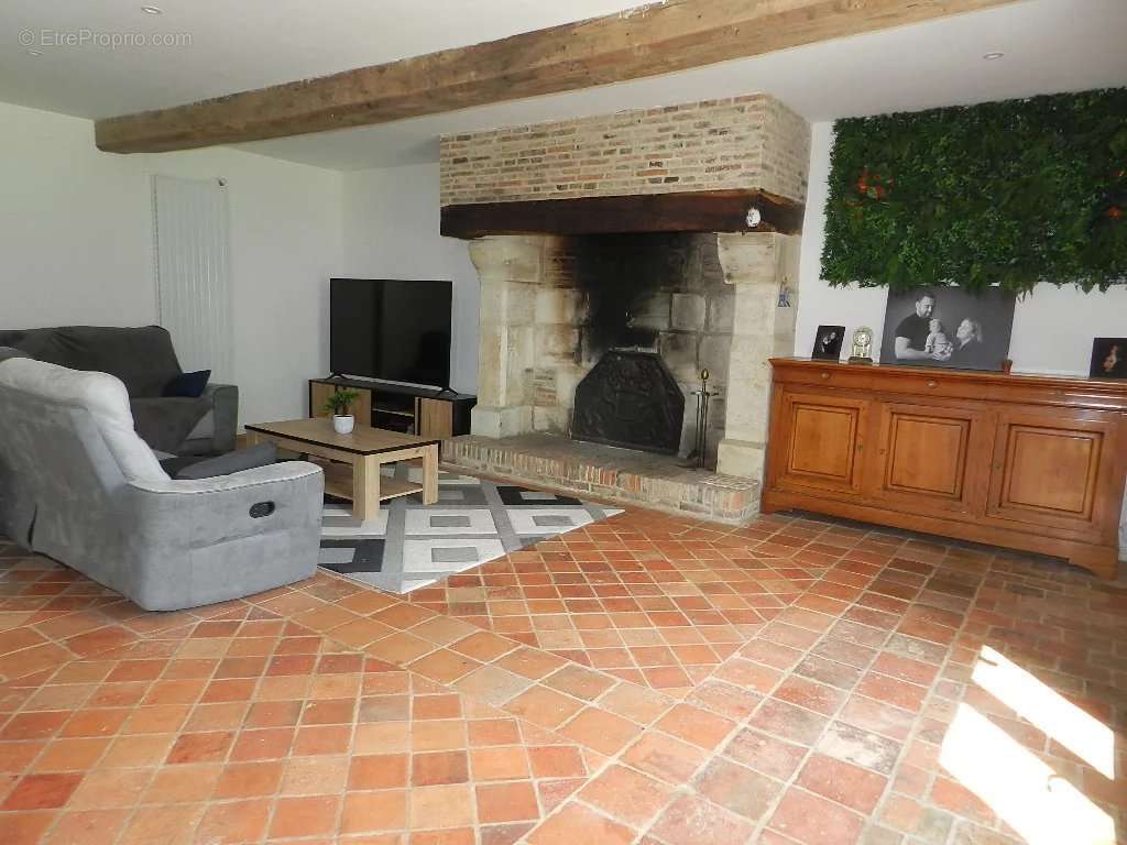 Maison à SAINT-PIERRE-SUR-DIVES