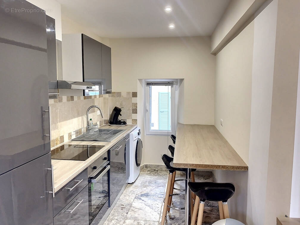 Maison à LA GARDE-FREINET