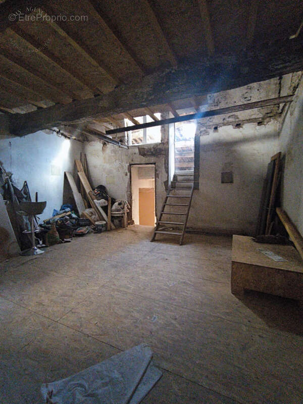 Maison à CORNEILHAN