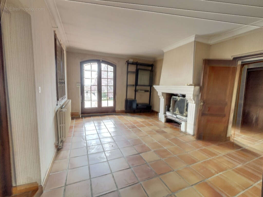 Maison à MONTRABE