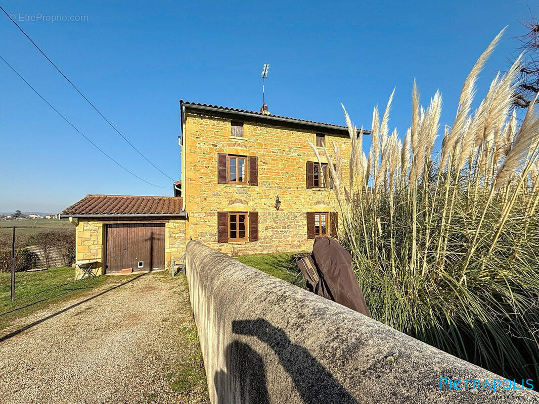 Maison à BULLY