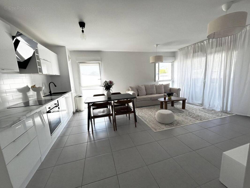 Appartement à ECHIROLLES