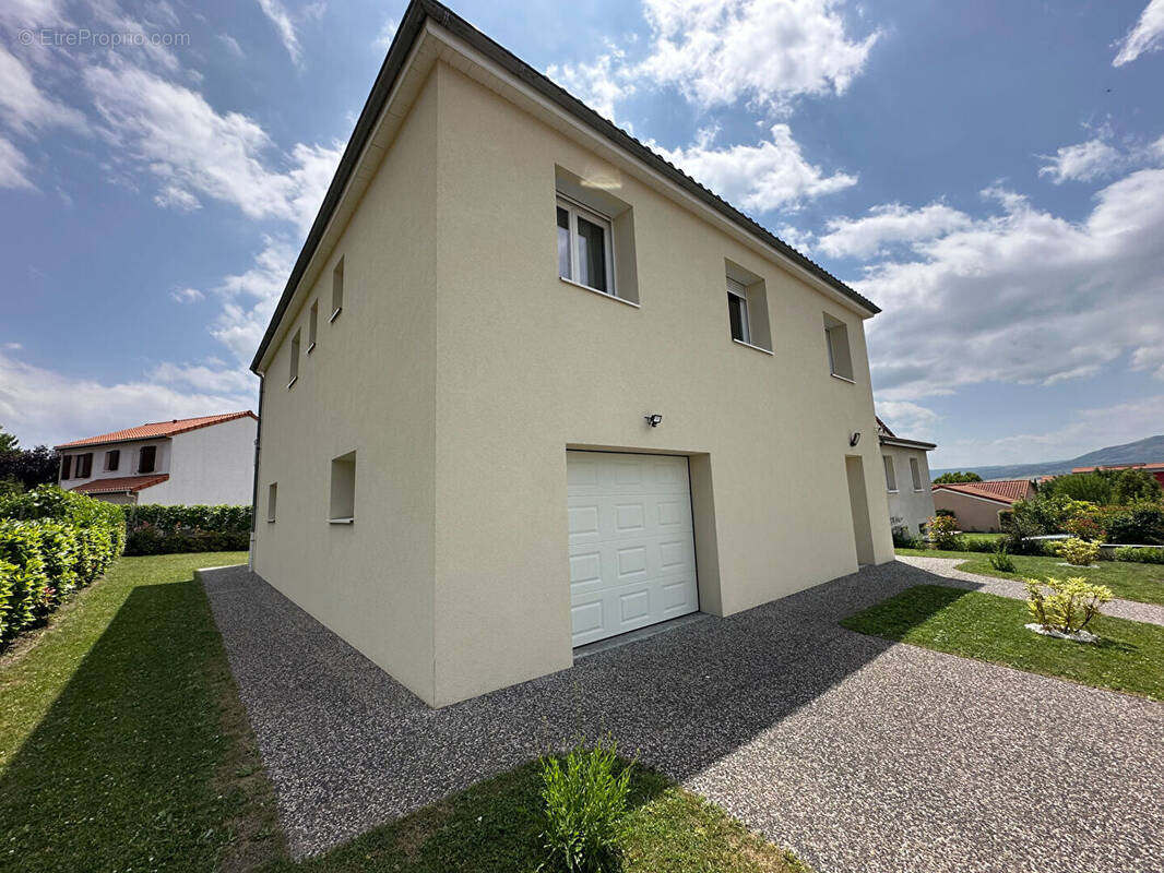 Maison à COURNON-D&#039;AUVERGNE