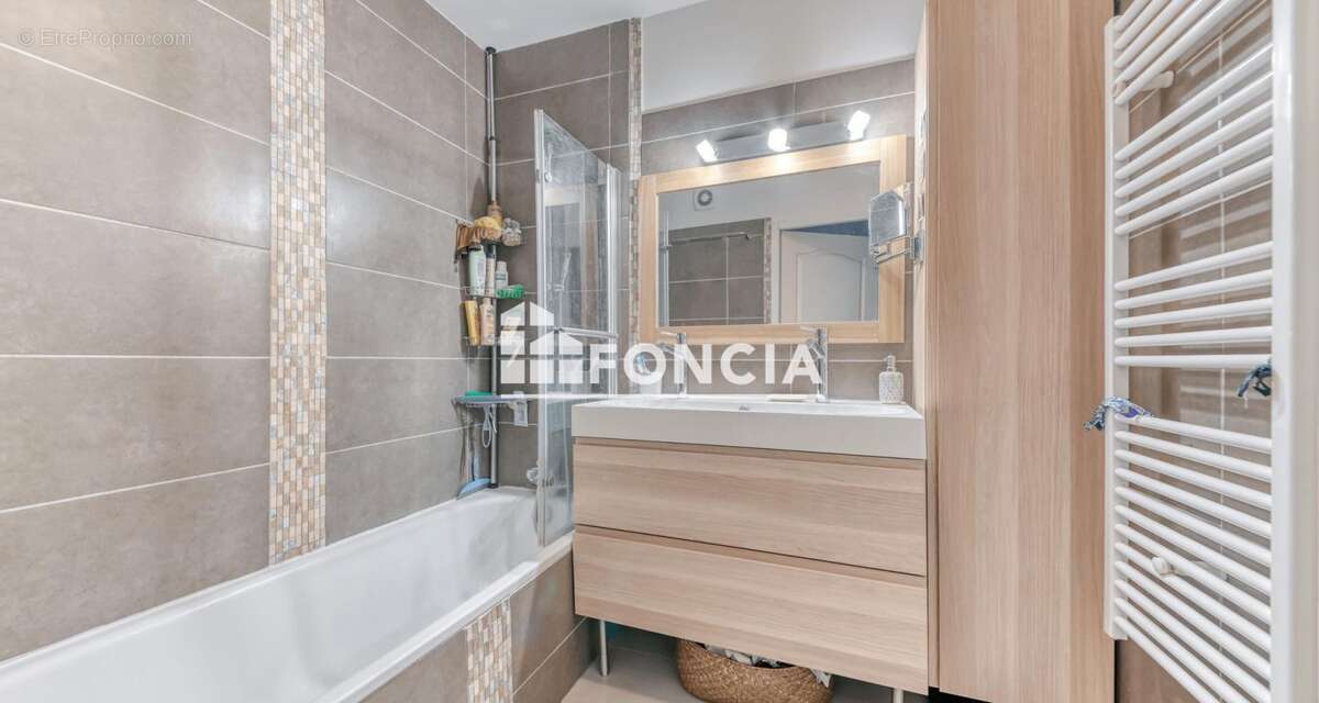 Appartement à LYON-7E