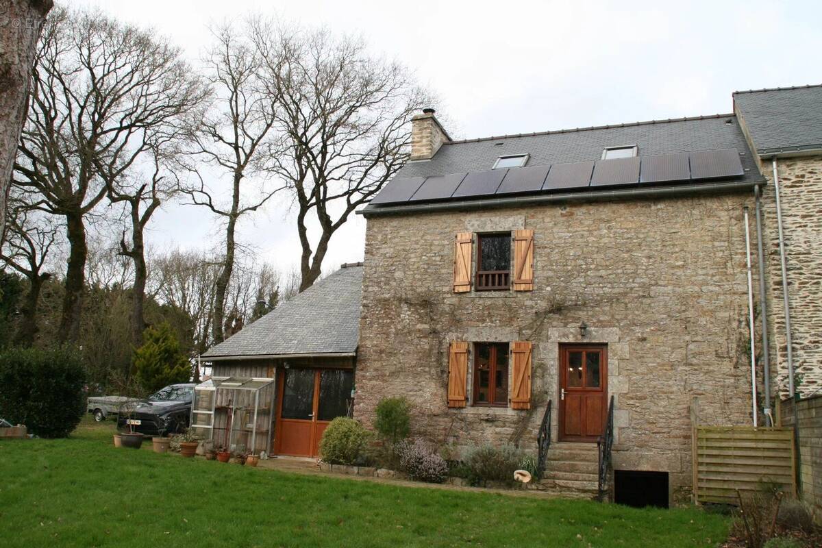 Maison à JOSSELIN