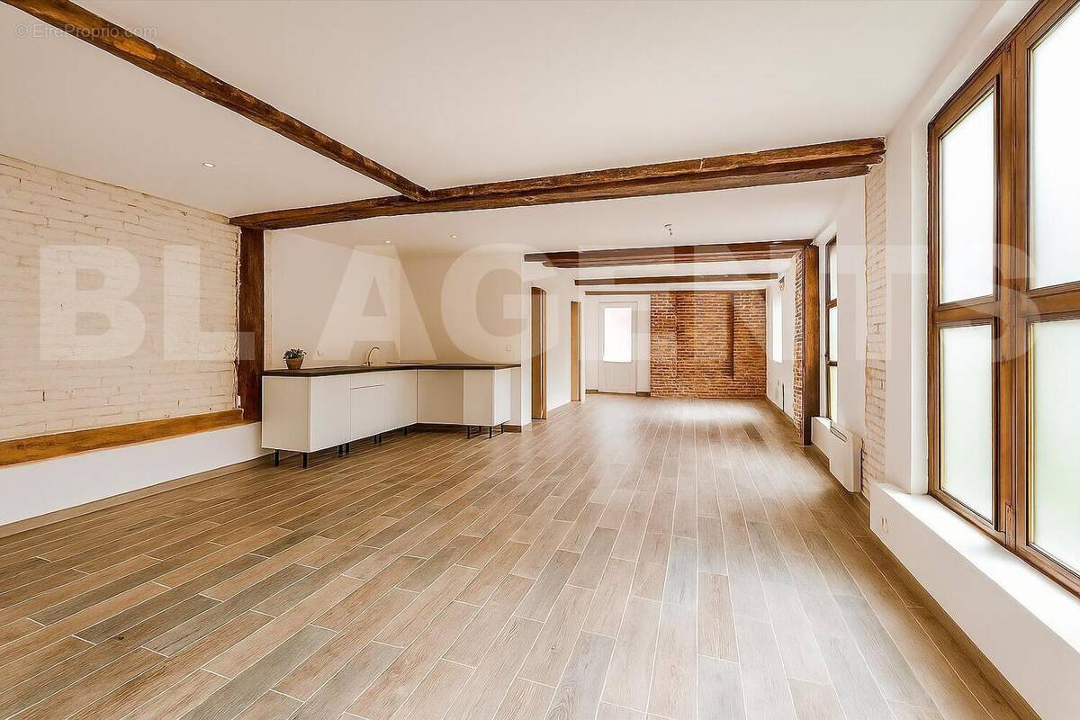 8 juil - Appartement à ORBEC