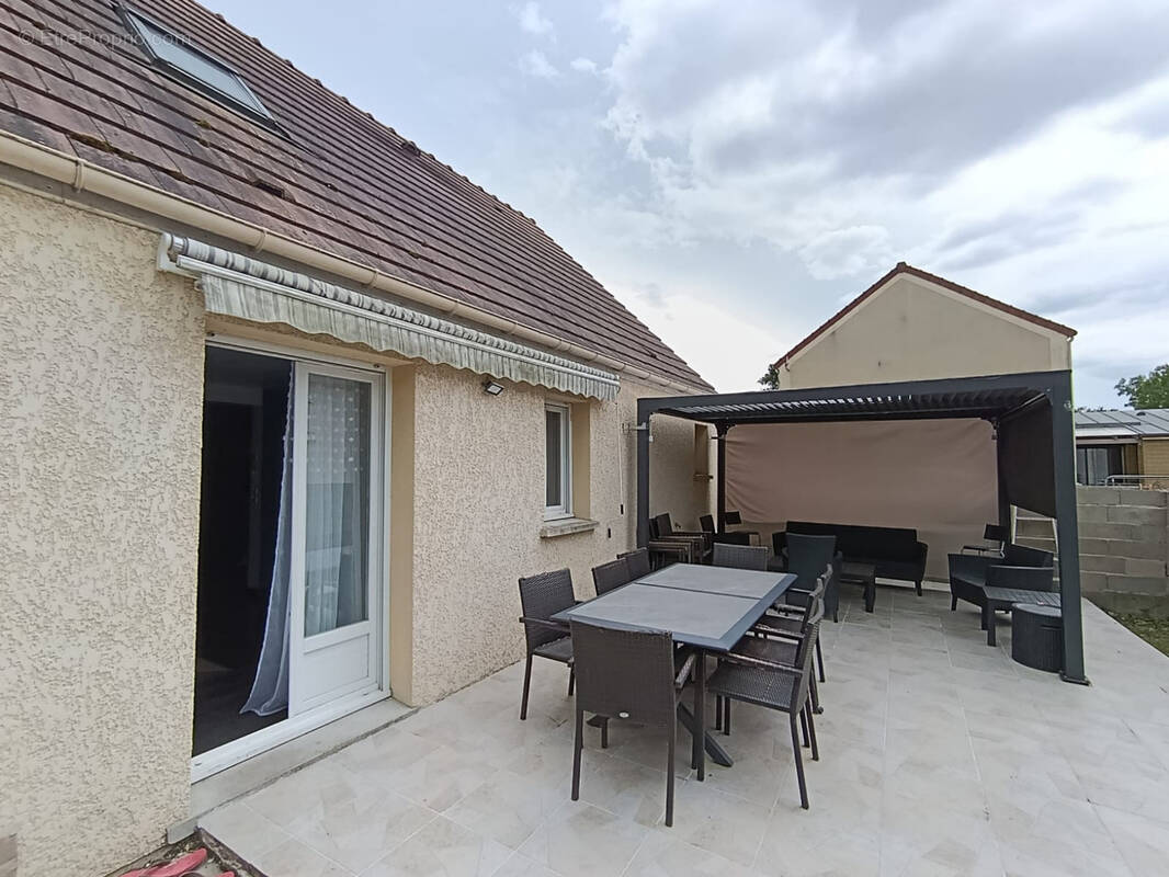 Maison à ORMOY