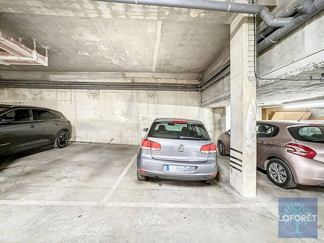 Parking à VINCENNES