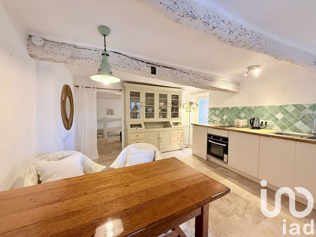 Photo 2 - Maison à LA GARDE-FREINET