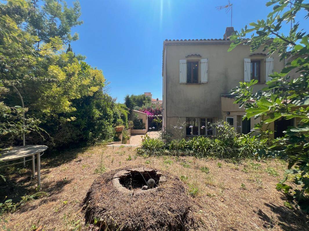 Maison à VILLENEUVE-LOUBET