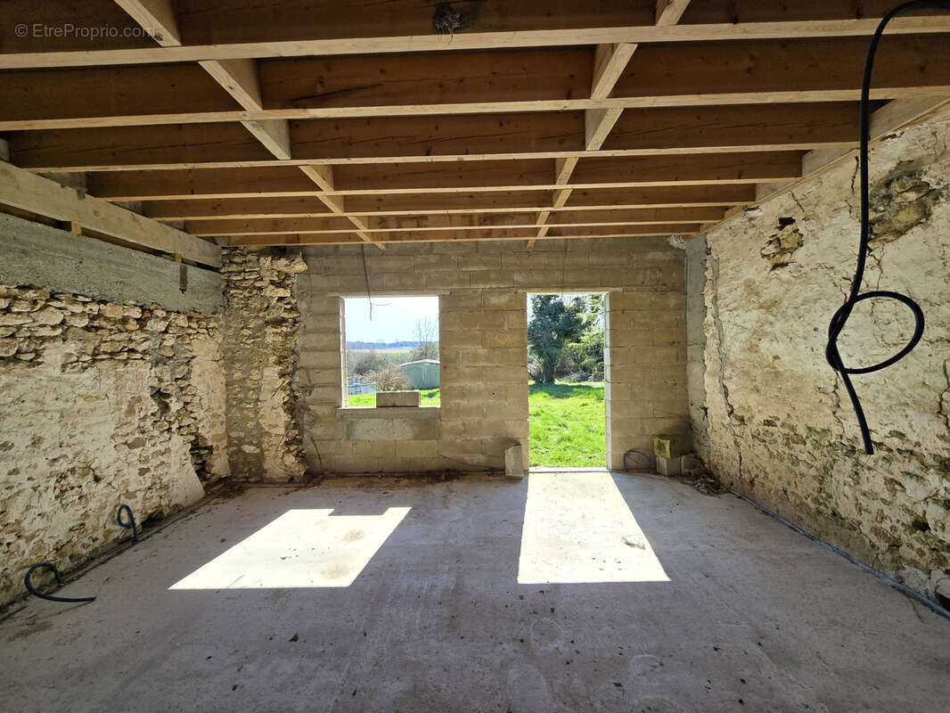Maison à BETON-BAZOCHES