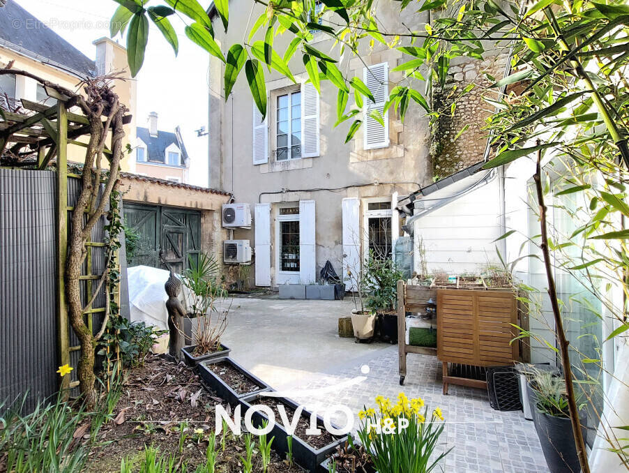 Maison à POITIERS