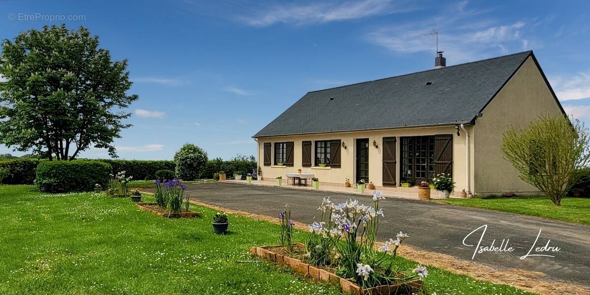 Maison à LOUISFERT