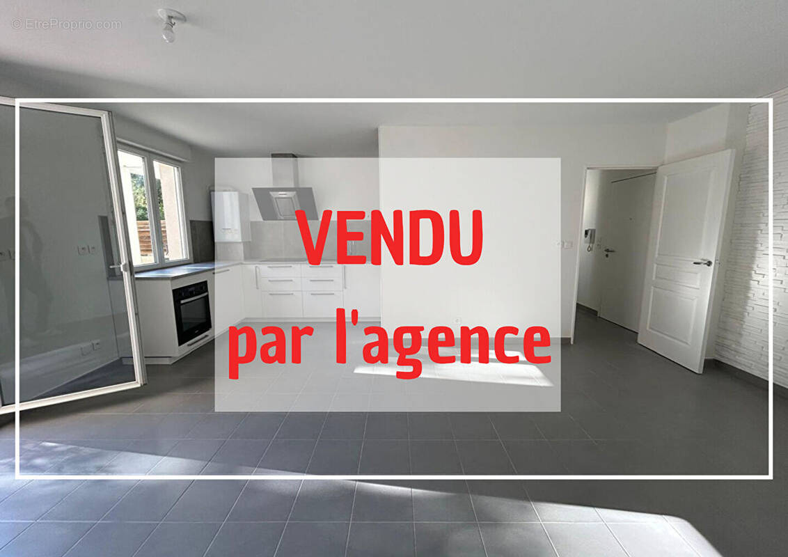 Appartement à PEYPIN