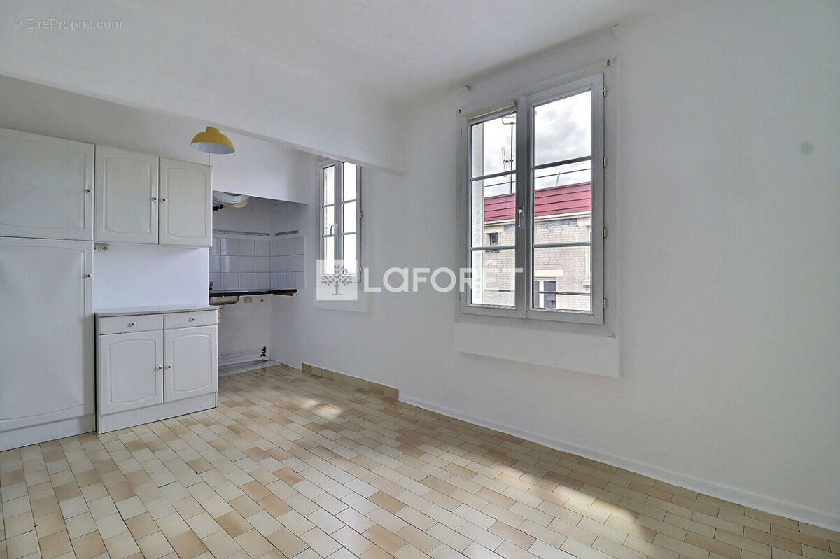 Appartement à MAISONS-ALFORT