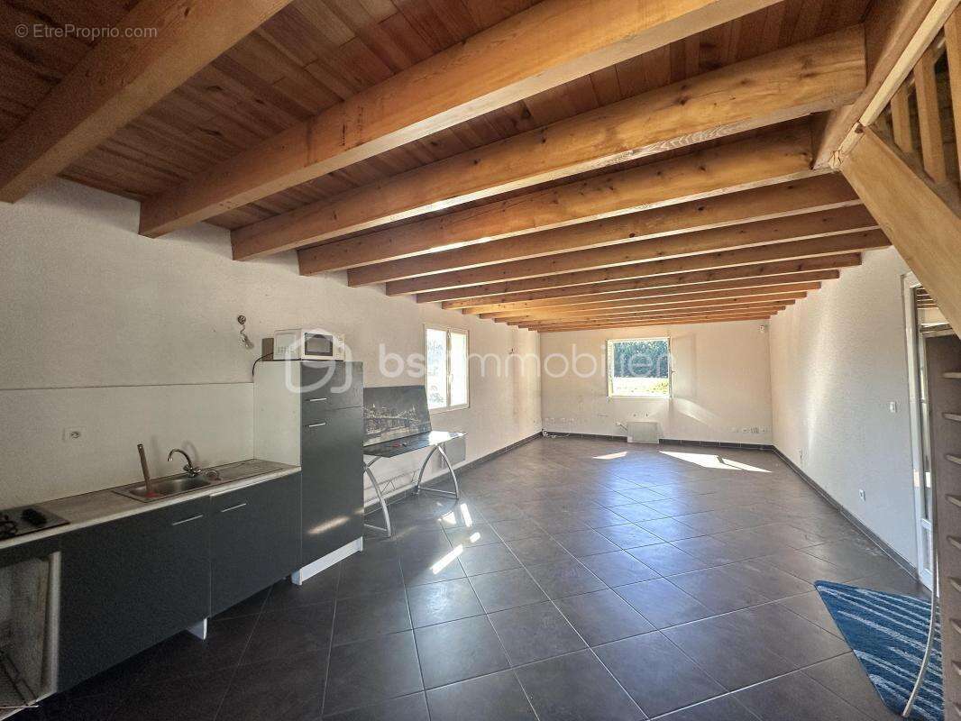 Maison à AUREILHAN