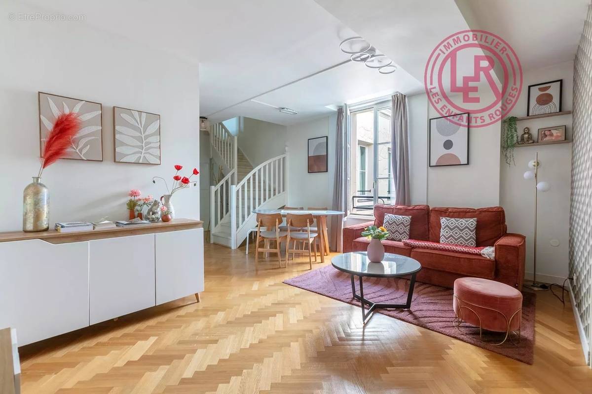 Appartement à PARIS-3E