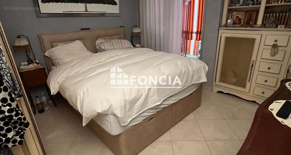Appartement à MANDELIEU-LA-NAPOULE