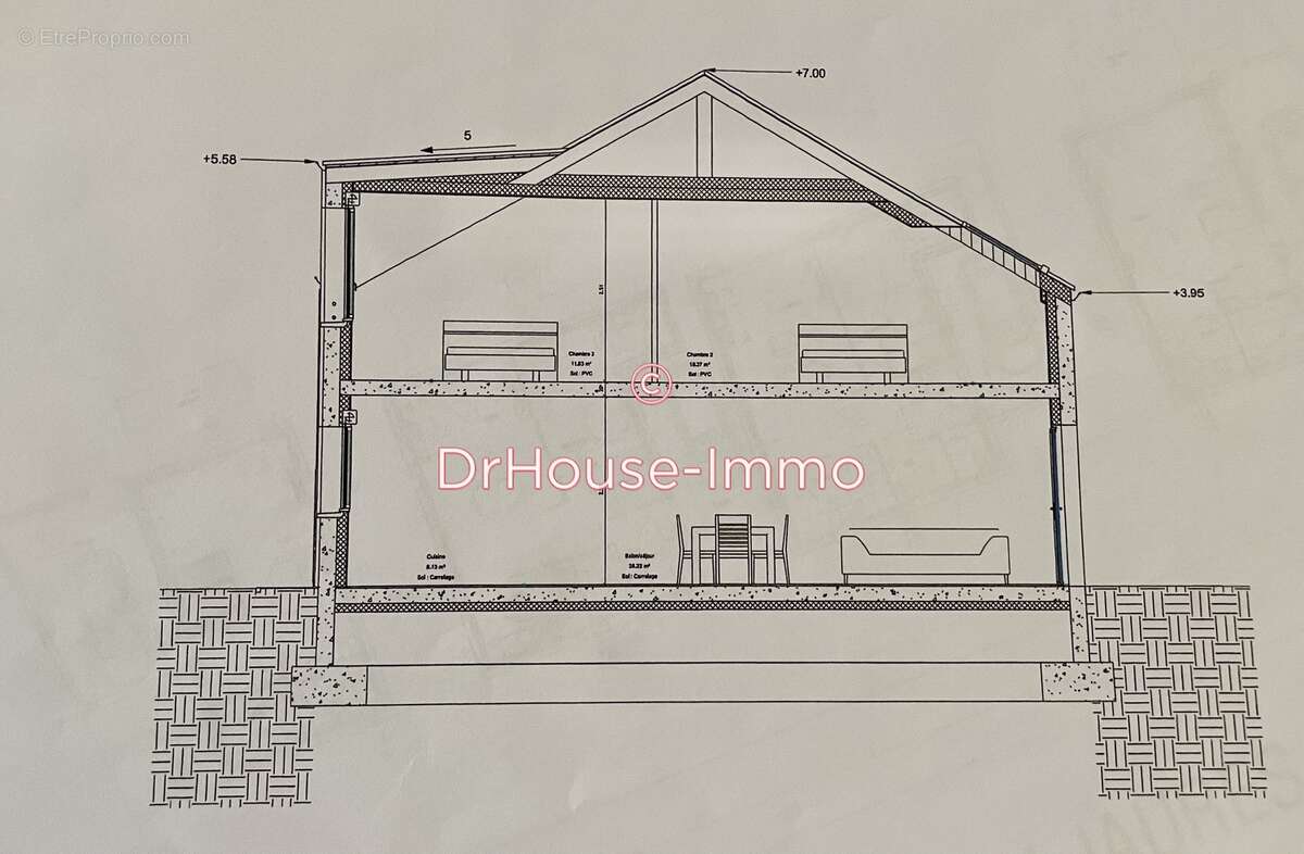 Maison à QUAROUBLE