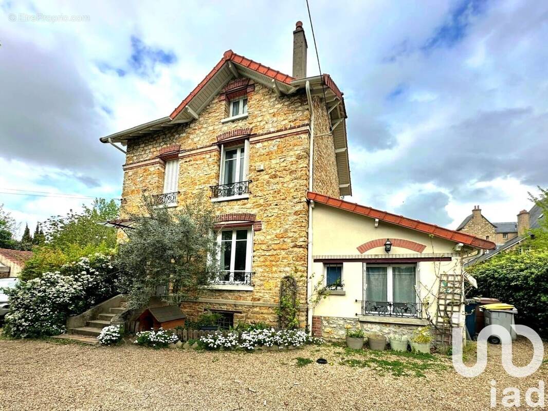Photo 1 - Maison à TAVERNY