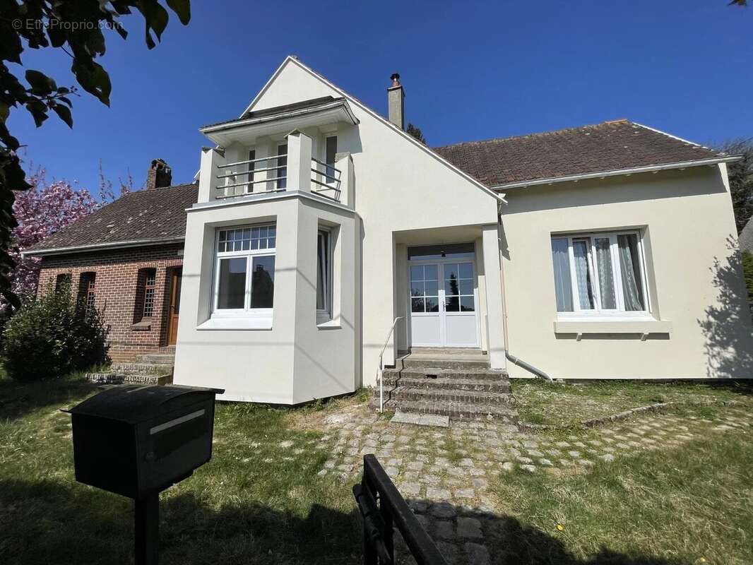 Maison à NEUVILLE-SOUS-MONTREUIL