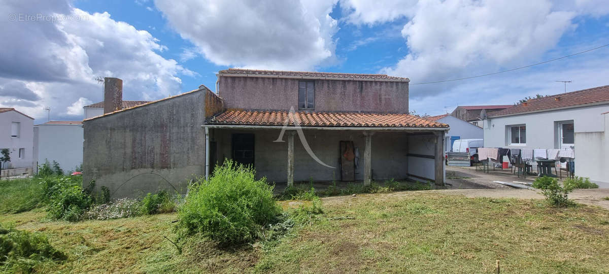 Maison à L&#039;AIGUILLON-SUR-VIE