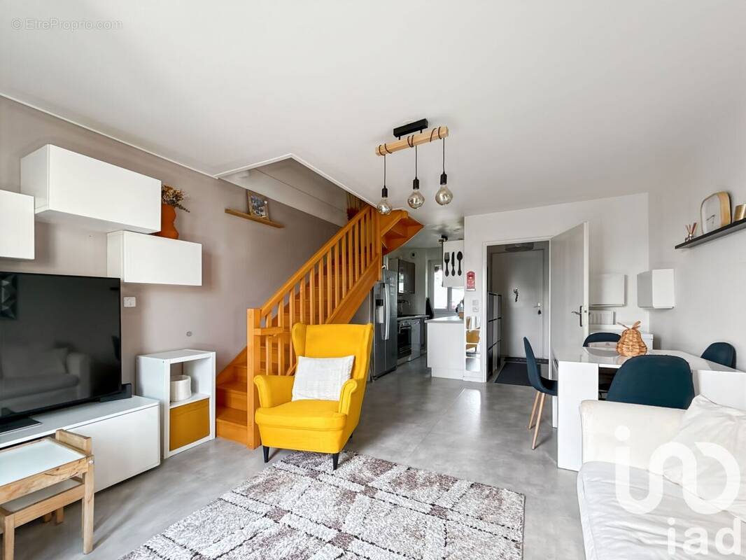 Photo 1 - Appartement à SANTENY