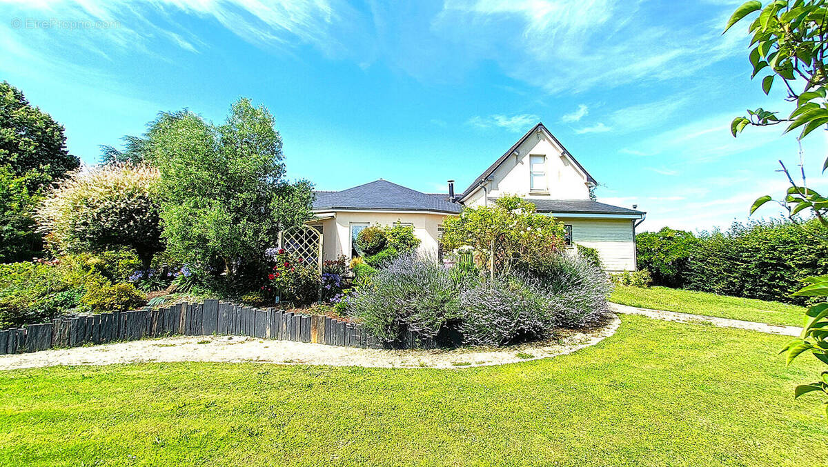 Maison à BONCHAMP-LES-LAVAL